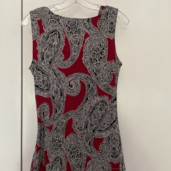 Beautiful top - Picture 4 of 4